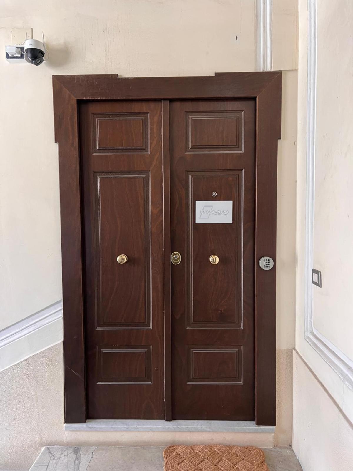 Unonoveuno Luxury Apartment ナポリ エクステリア 写真
